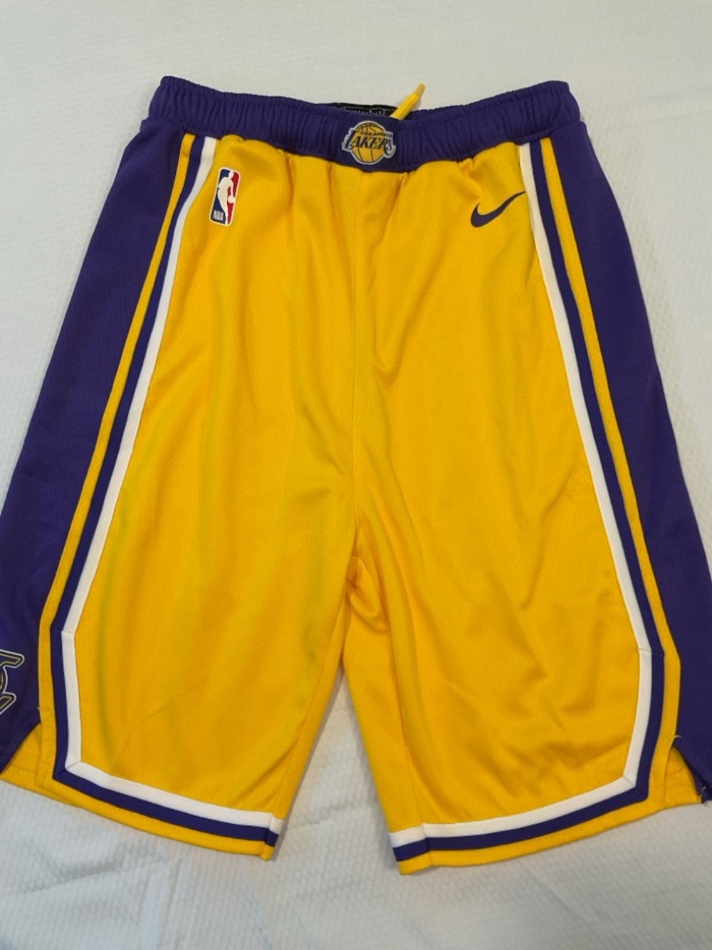 Los Angeles Lakers Shorts | Child’s L 14/16